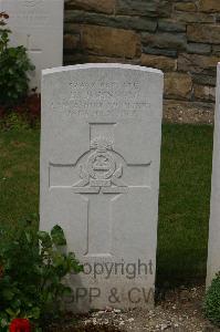 Templeux-Le-Guerard British Cemetery - Johnson, B