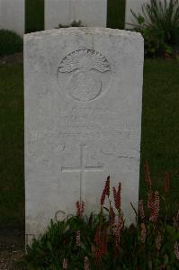 Templeux-Le-Guerard British Cemetery - King, Ralph