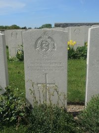 Templeux-Le-Guerard British Cemetery - MacKenzie, J A