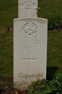 Templeux-Le-Guerard British Cemetery - Marriott, W