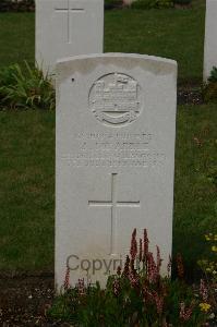 Templeux-Le-Guerard British Cemetery - McArdle, J