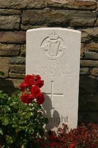 Templeux-Le-Guerard British Cemetery - McDonald, J