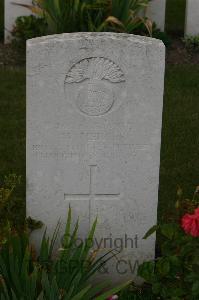 Templeux-Le-Guerard British Cemetery - Mercer, W