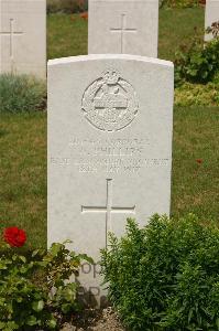 Templeux-Le-Guerard British Cemetery - Phlllips, W