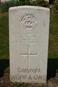 Templeux-Le-Guerard British Cemetery - Power, J J