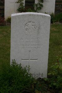 Templeux-Le-Guerard British Cemetery - Proud, J