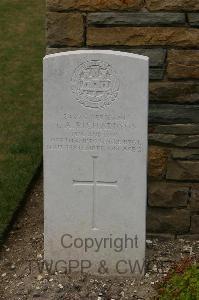 Templeux-Le-Guerard British Cemetery - Richardson, Thomas Albert