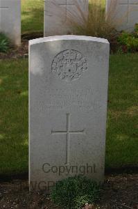 Templeux-Le-Guerard British Cemetery - Robson, William