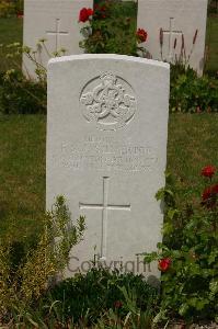 Templeux-Le-Guerard British Cemetery - Silvertop, Francis Somerled Joseph