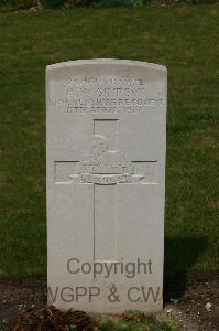 Templeux-Le-Guerard British Cemetery - Simpson, Reginald Wilkes