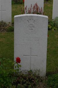Templeux-Le-Guerard British Cemetery - Sims, A