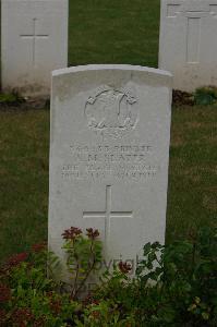 Templeux-Le-Guerard British Cemetery - Slater, A M