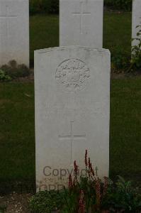 Templeux-Le-Guerard British Cemetery - Sutton, Richard Thomas