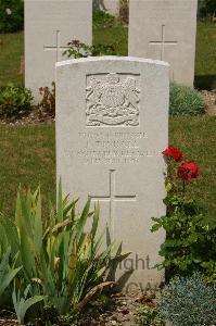 Templeux-Le-Guerard British Cemetery - Tindall, J