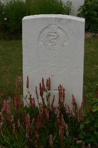 Templeux-Le-Guerard British Cemetery - Walker, I