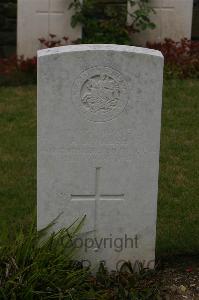 Templeux-Le-Guerard British Cemetery - Walsh, A J