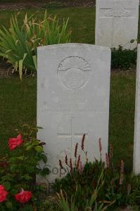 Templeux-Le-Guerard British Cemetery - Walsh, Thomas