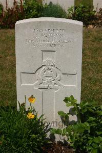 Templeux-Le-Guerard British Cemetery - Watson, Y