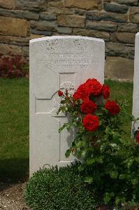 Templeux-Le-Guerard British Cemetery - Whitehead, J