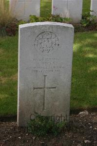 Templeux-Le-Guerard British Cemetery - Wicks, A