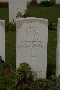 Templeux-Le-Guerard British Cemetery - Wright, Ernest