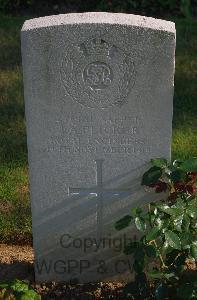 Tourgeville Military Cemetery - Flicker, J A