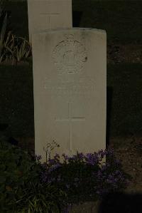Vermelles British Cemetery - Alexander, D