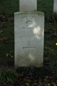 Vermelles British Cemetery - Allender, H