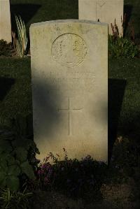 Vermelles British Cemetery - Armstrong, James