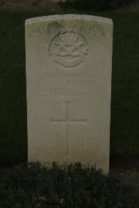 Vermelles British Cemetery - Attwood, William