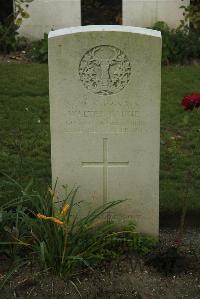 Vermelles British Cemetery - Baikie, Walter