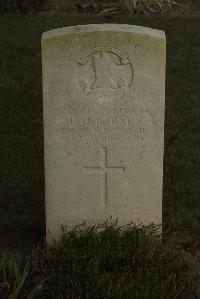 Vermelles British Cemetery - Barnes, Thomas Henry
