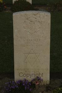 Vermelles British Cemetery - Barnett, Gerald