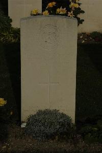 Vermelles British Cemetery - Barrie, Thomas