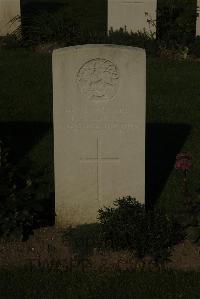 Vermelles British Cemetery - Benson, Edward Thomas