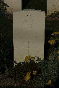 Vermelles British Cemetery - Blomfield, Ralph