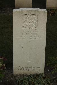 Vermelles British Cemetery - Bragg, Robert
