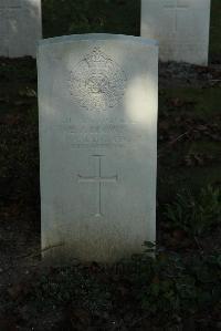 Vermelles British Cemetery - Brown, E J