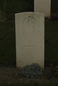 Vermelles British Cemetery - Butcher, Henry
