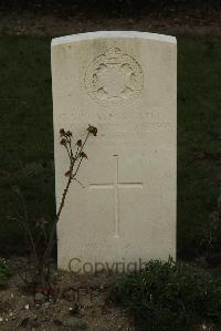 Vermelles British Cemetery - Byrne-Johnson, John Vivian