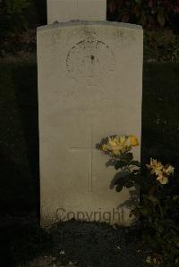 Vermelles British Cemetery - Cairney, R