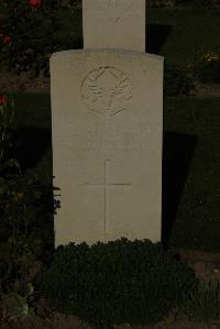 Vermelles British Cemetery - Cameron, Peter