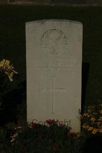 Vermelles British Cemetery - Campbell, George