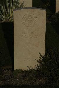 Vermelles British Cemetery - Chalmers, John