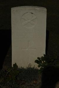 Vermelles British Cemetery - Clark, J