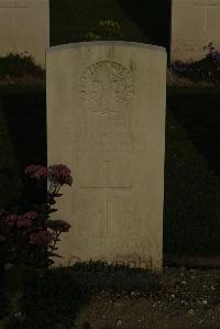 Vermelles British Cemetery - Clayton, James
