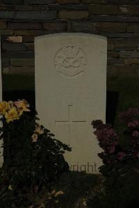 Vermelles British Cemetery - Clifford, J