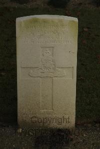 Vermelles British Cemetery - Conaty, Stephen James