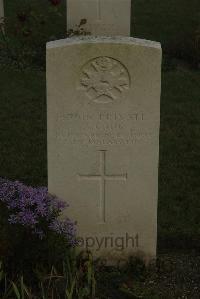 Vermelles British Cemetery - Cook, John
