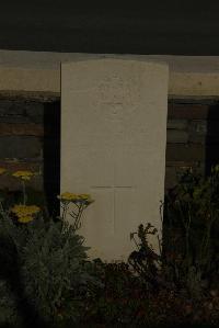 Vermelles British Cemetery - Cook, W